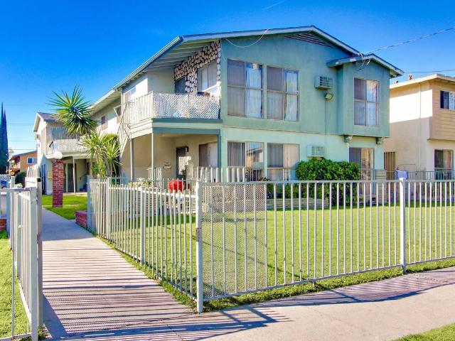 Apartment for rent in Canoga Park Neighborhood Council District, Canoga Park