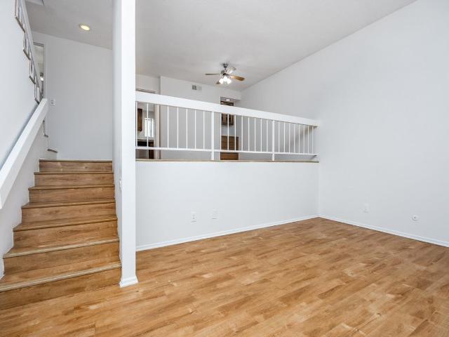 Apartment for rent in Canoga Park Neighborhood Council District, Canoga Park