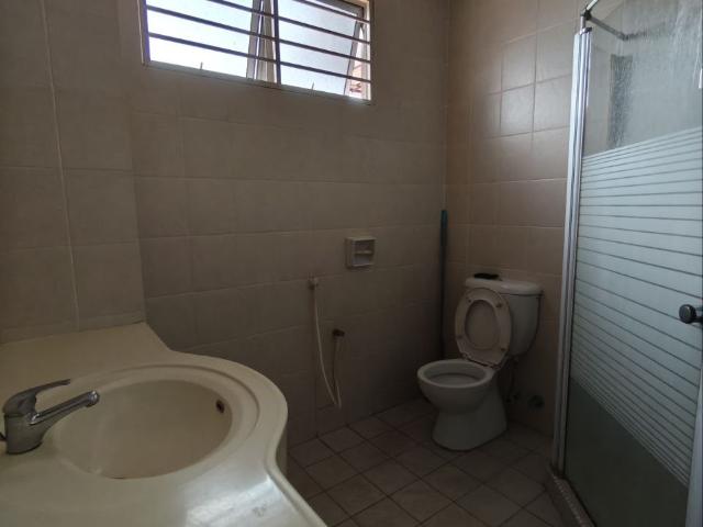 Room for rent in Petaling, Damansara Damai