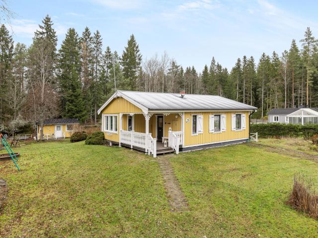 Villa till salu i Berg, Östergötland