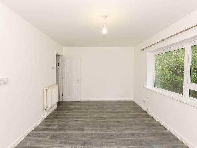 Studio for rent in Fitzrovia, Isle Of Man