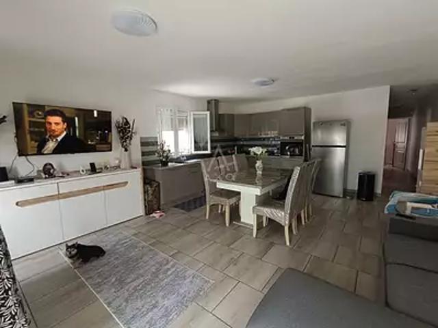 Maison vente à Confolens, Vars