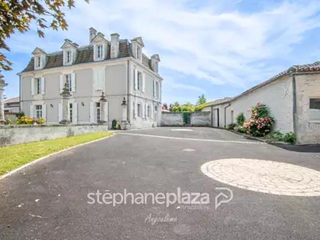 Maison vente à Confolens, Vars