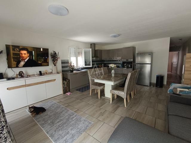 Maison vente à Confolens, Vars
