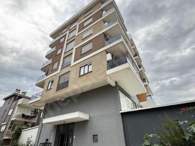 Antalya, Muratpaşa içerisinde satılık mülk