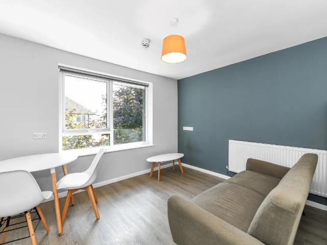 House for rent in Clifton, Haddon