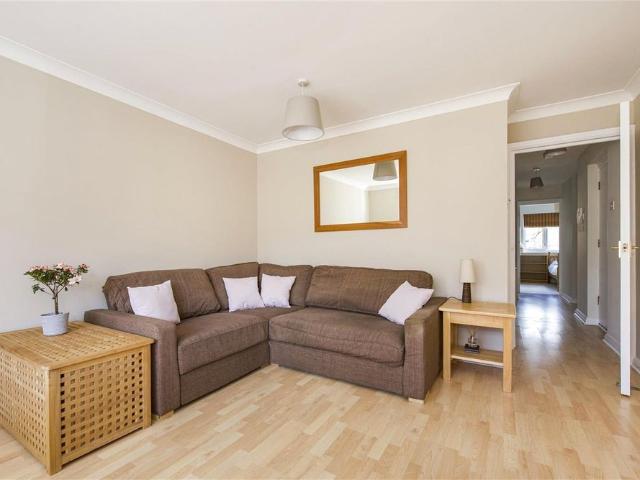 Apartment for rent in London Borough of Hounslow, Greater London
