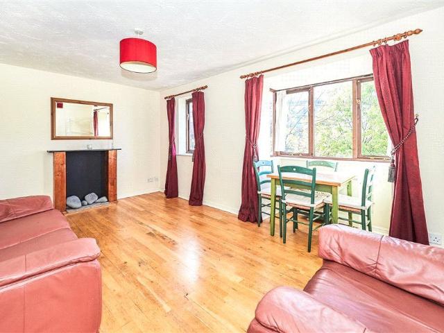 Apartment for rent in London Borough of Hounslow, Greater London