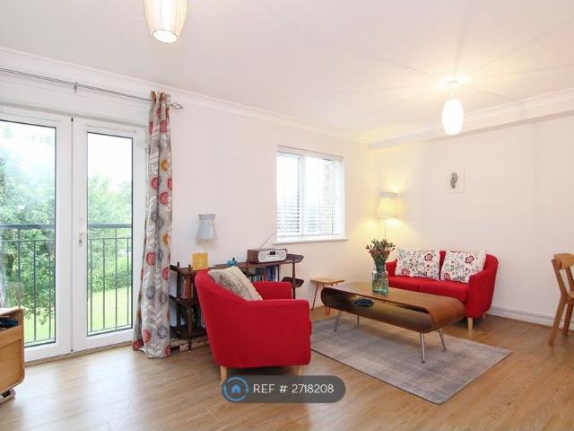Apartment for rent in London Borough of Hounslow, Greater London