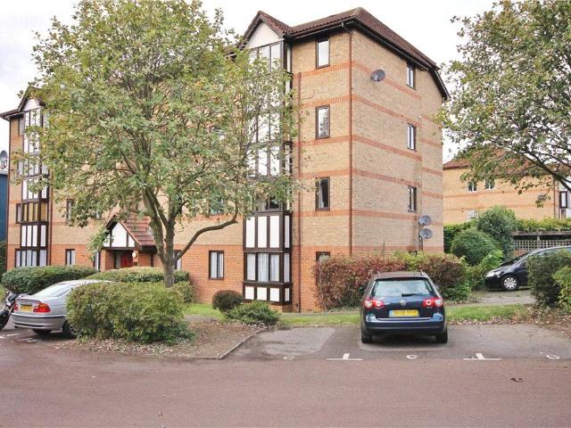 Apartment for rent in London Borough of Hounslow, Greater London