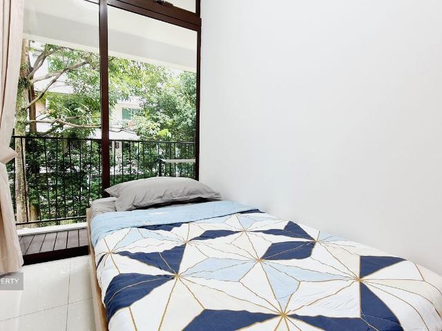 Condominium for rent in 05 South West