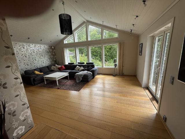 Hus hyra i Lindome, Västra Götaland