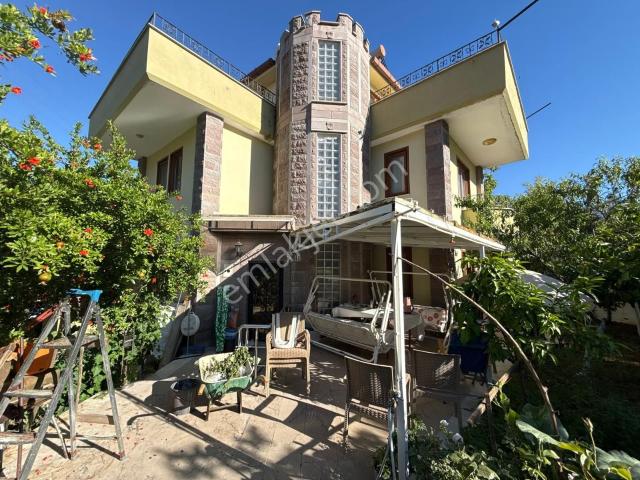 Edremit, Balikesir içerisinde satılık Villa