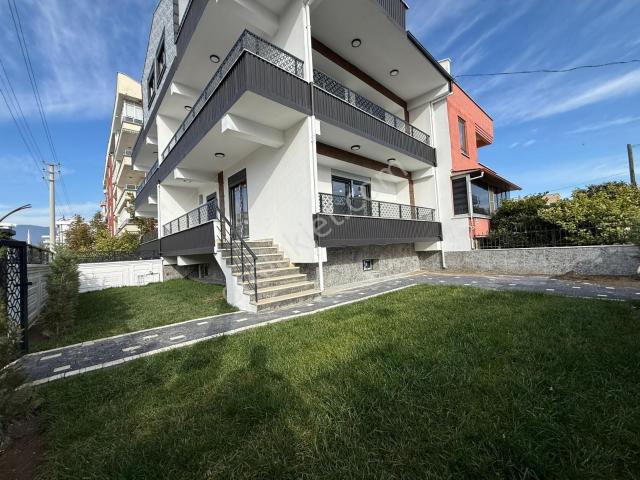 Edremit, Balikesir içerisinde satılık Villa
