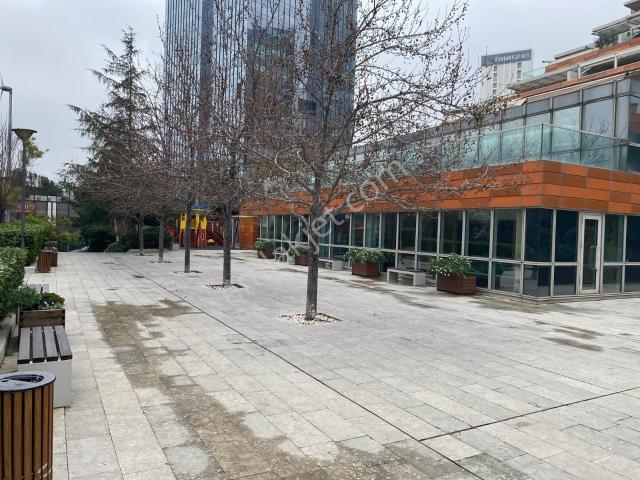 Ataşehir, İstanbul içerisinde satılık mülk