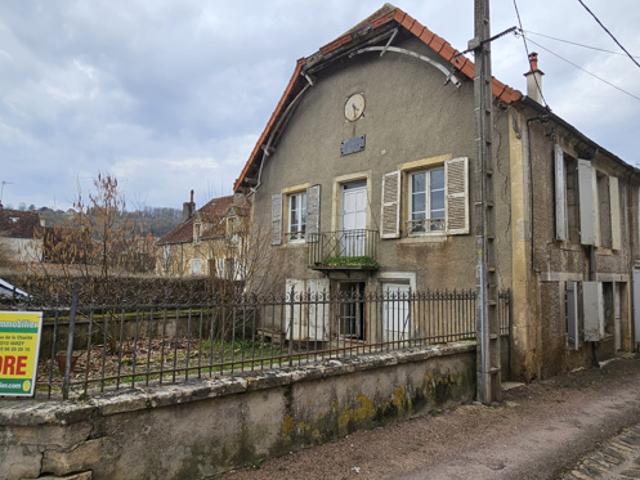 Maison vente à Clamecy, Varzy