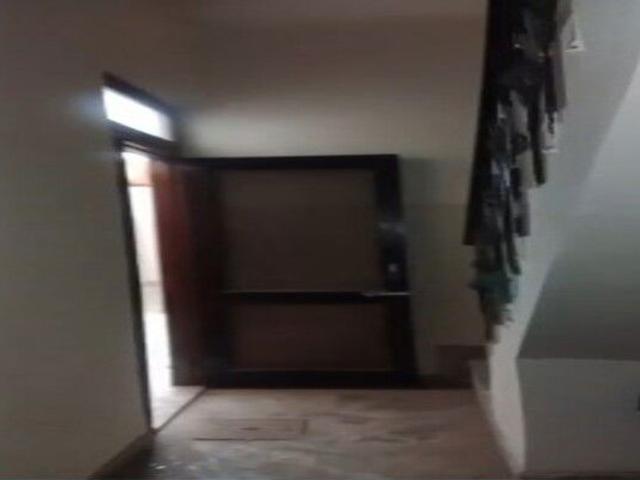 Property for rent in Deri