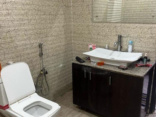 Property for rent in Deri