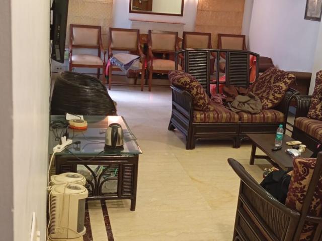 Property for rent in Deri