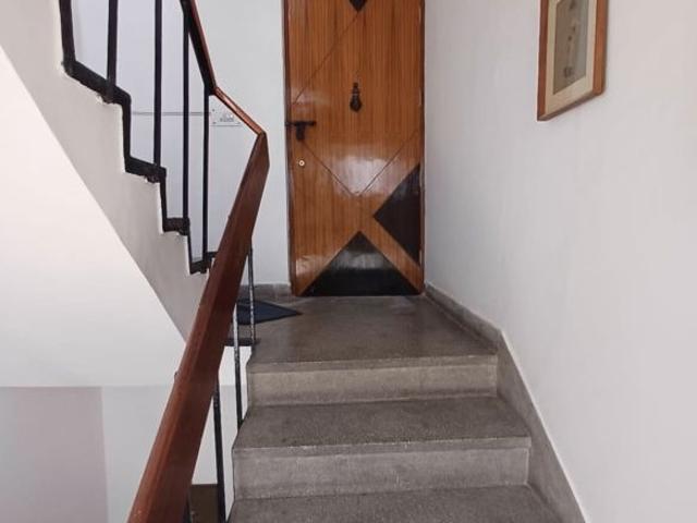 Flat for rent in Deri