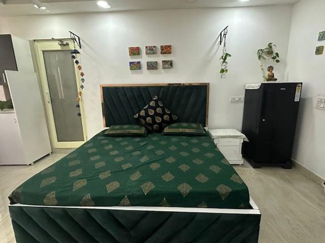 Property for rent in Deri