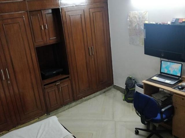 Property for rent in Deri