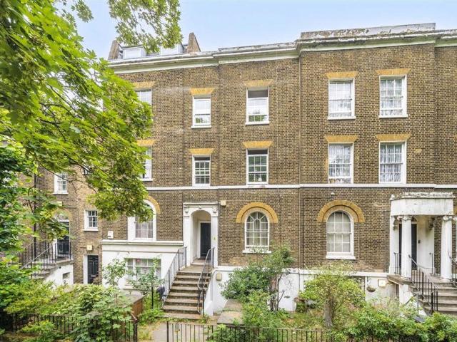 Apartment for rent in Oval, Greater London