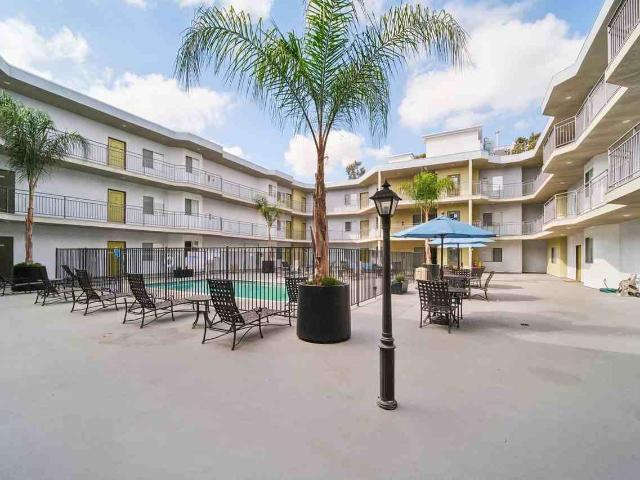 Apartment for rent in Canoga Park Neighborhood Council District, Canoga Park