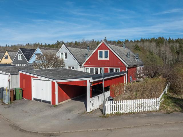 Villa till salu i Upplands Väsby, Stockholm