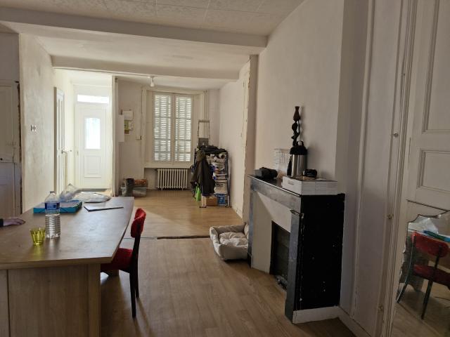Maison vente à Vire, Vassy