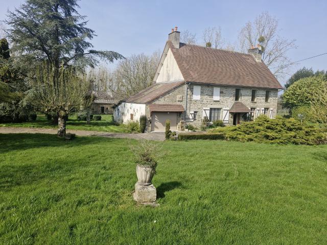 Maison vente à Vire, Vassy