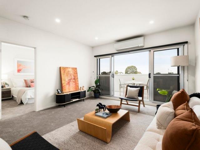Apartment for sale in Hampton, Melbourne