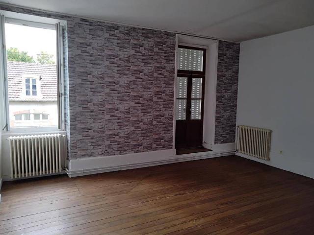 Appartement location à Zone d'activités commerciales de Bellevue, Autun