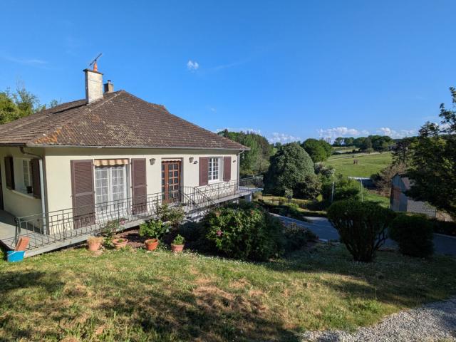 Maison vente à Montmorillon, Charroux