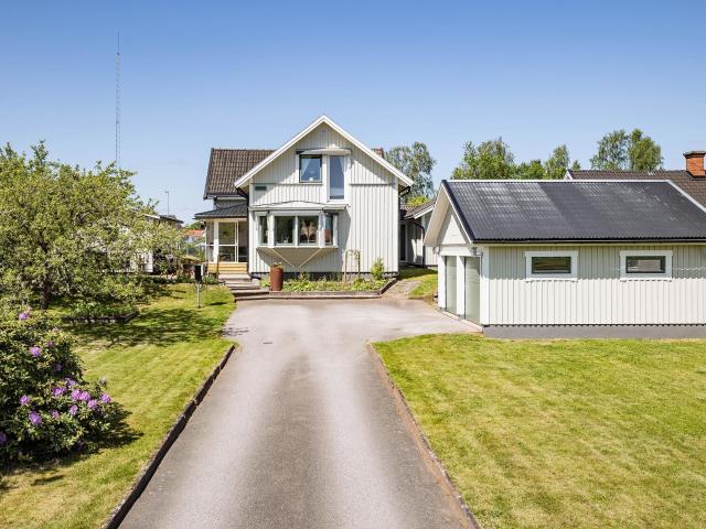 Villa till salu i Hultsfred