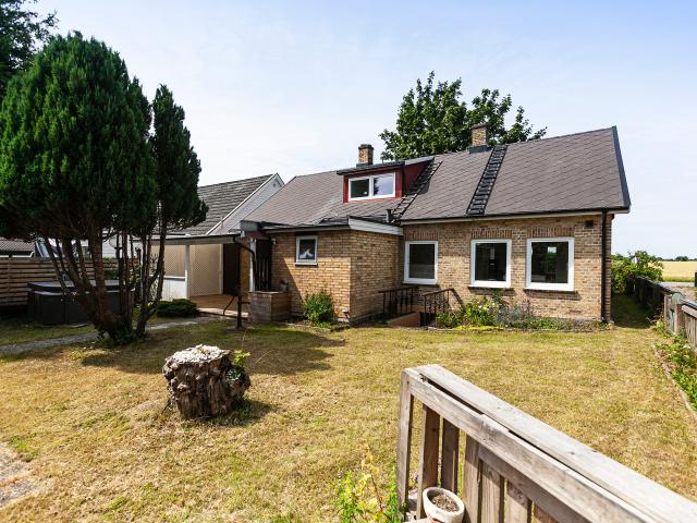 Villa till salu i Hasslarp, Skåne