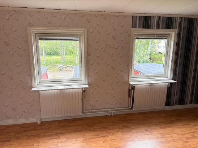 Hus hyra i Bossåsen, Degerfors