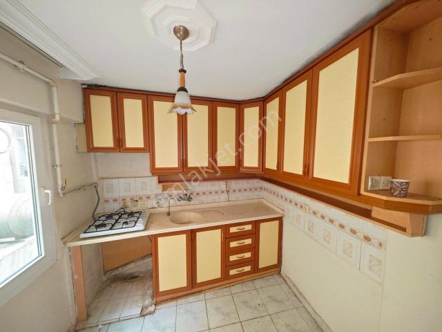 Karabağlar, İzmir içerisinde satılık mülk
