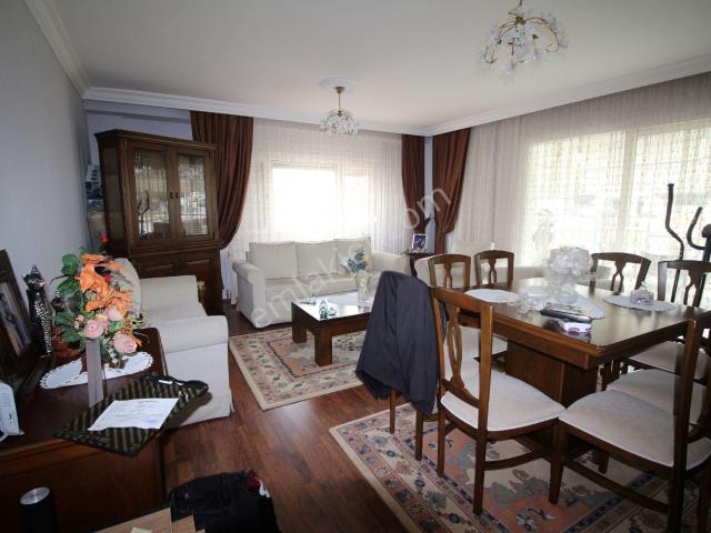 Karabağlar, İzmir içerisinde satılık mülk