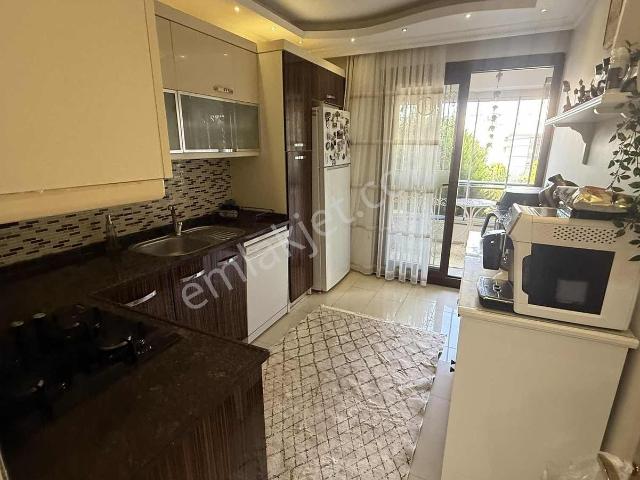 Karabağlar, İzmir içerisinde satılık mülk