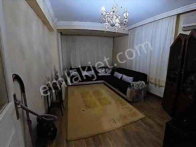 Karabağlar, İzmir içerisinde satılık mülk