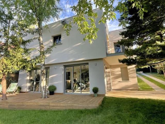 Maison vente à Nanterre, Vaucresson