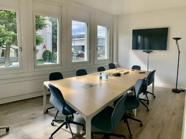 Büro mieten in Préverenges, Waadt