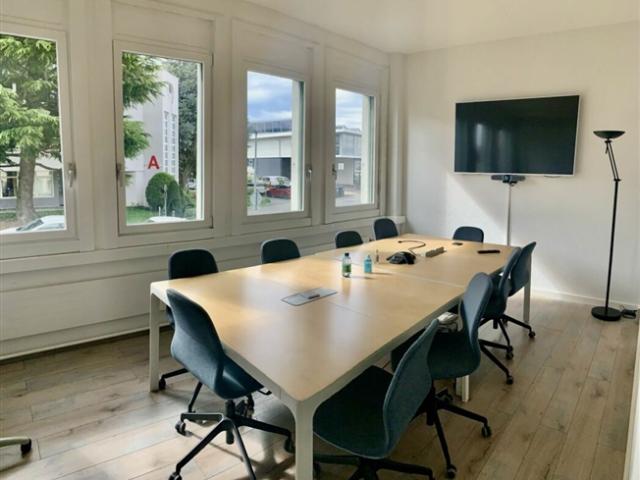 Büro mieten in Préverenges, Waadt