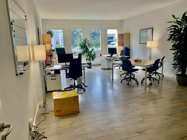 Büro mieten in Préverenges, Waadt