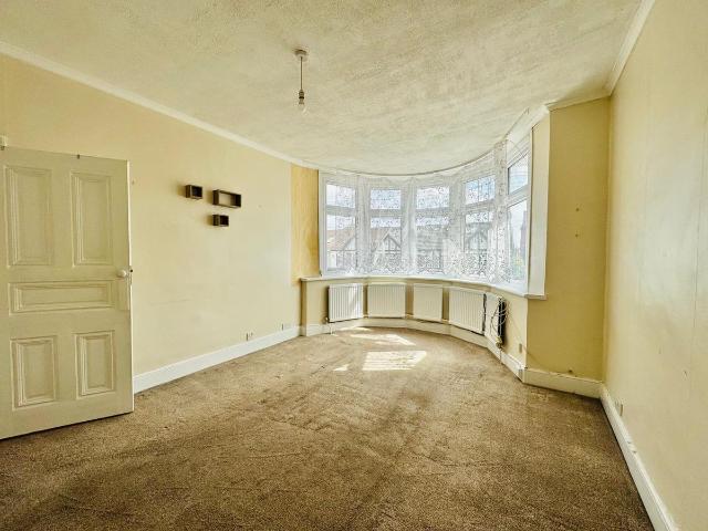 Apartment for rent in Gants Hill, Greater London