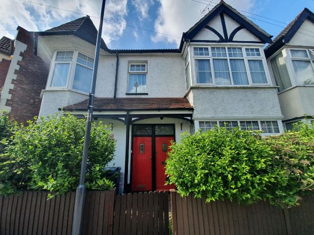 Apartment for rent in Lane, Greater London
