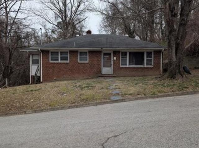 House for sale in Farmville