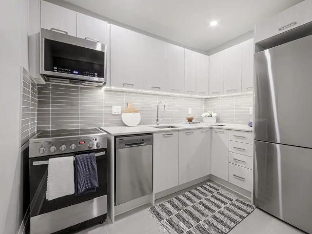 Apartment for rent in Toronto—St. Paul's, Toronto