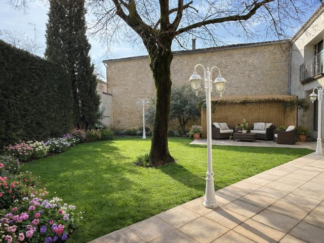 Château vente à Nîmes, Vauvert